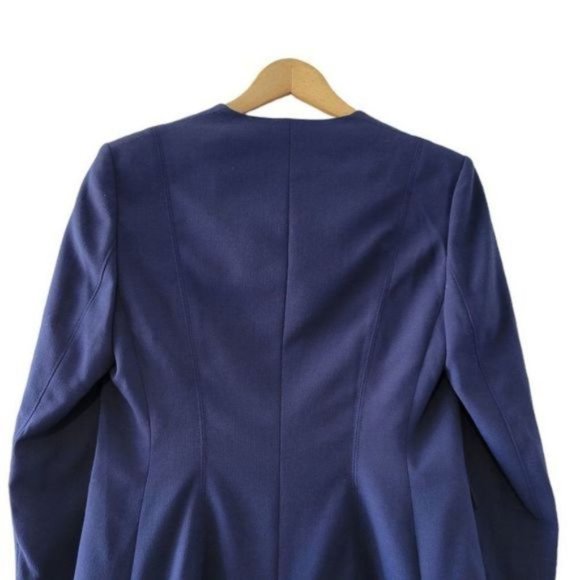 Hugo Boss Virgin Wool Blazer Navy Blue Size 6. - Picture 7 of 11